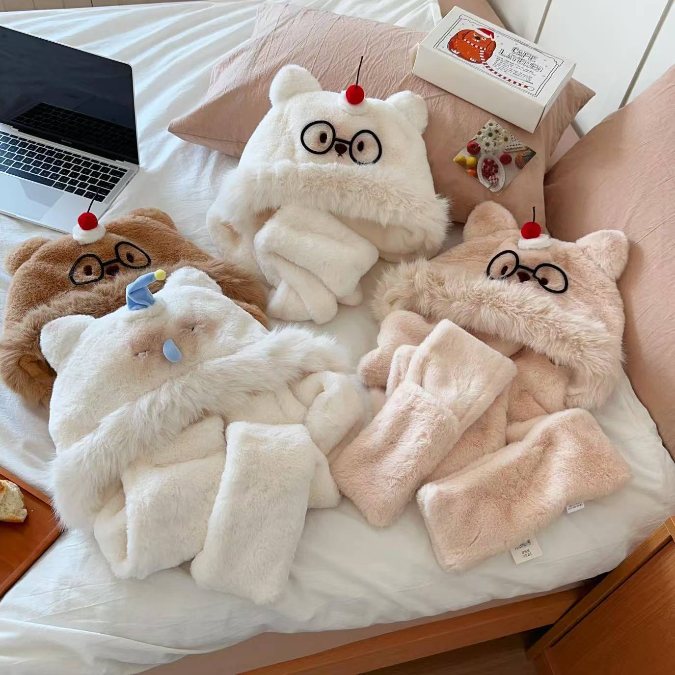 卡通眼镜猫毛绒帽子围巾手套三件套围巾一体冬季加绒加厚骑车保暖