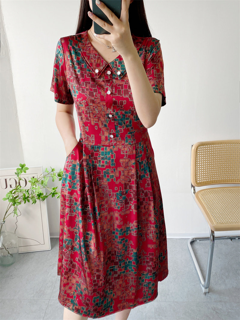 精品贡缎棉绸中老年妈妈装真丝缎连衣裙人造棉宽松气质显瘦裙子