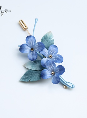 繁花入梦丨纯手工非遗绒花胸针蓝色婆婆纳胸花西装外套大衣别针