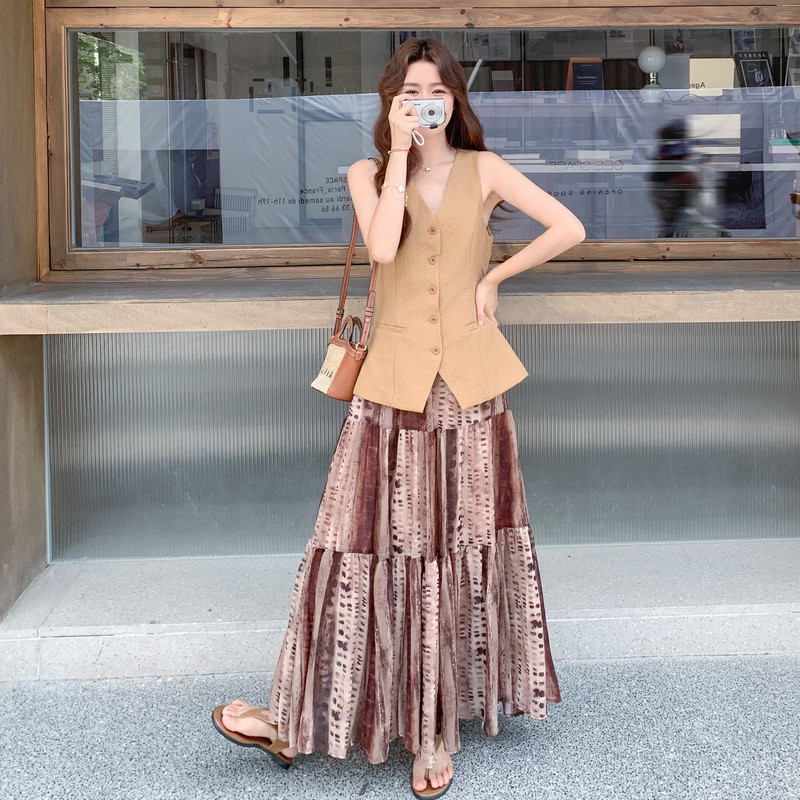 现货法式V领收腰镂空马甲+半身裙俩件套8086-P165控238，女装套装/套裙，依依服饰