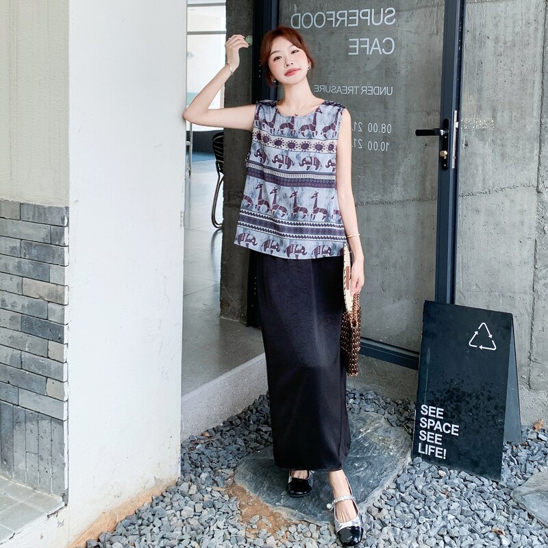 新品现货！温柔系民族风印花上衣+半身裙两件套8071-P135控198,女装套装/套裙,依依服饰