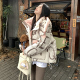 设计感韩版印花撞色连帽羽绒服女冬超火好看高级小众短款加厚外套，女装羽绒服，依依服饰