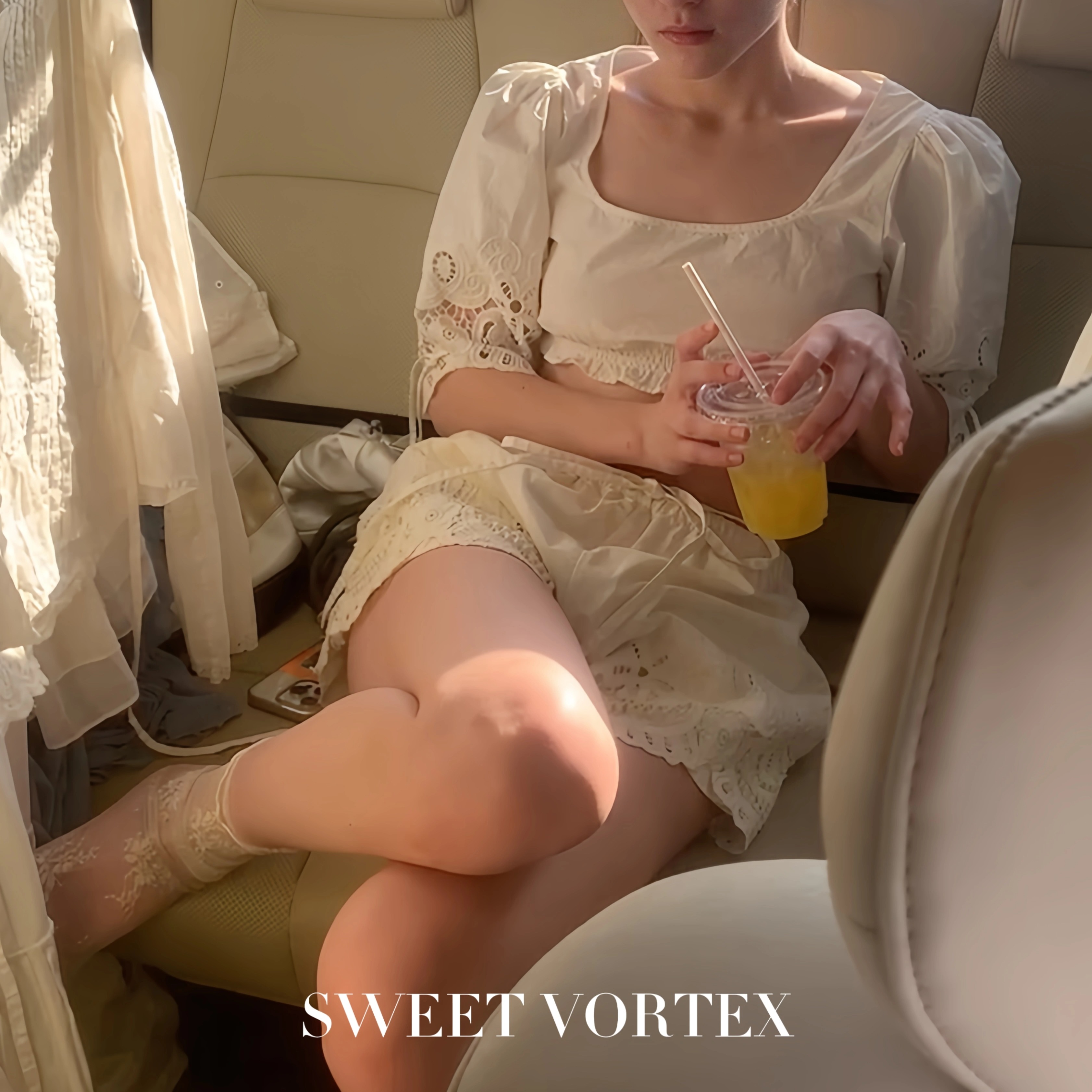 Deplumer雾月白真丝上衣+伞裙