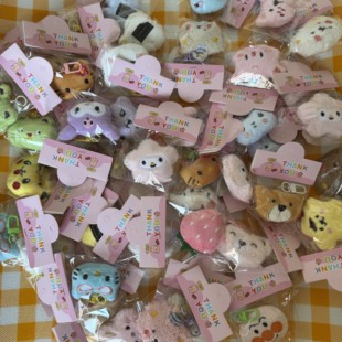 2025结婚抛洒娃娃婚礼退场小礼物现场互动玩偶毛绒小挂件独立包装