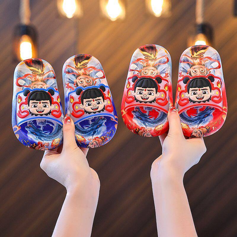 儿童拖鞋夏季男童哪吒新款卡通居家软底防滑女童外穿一字拖凉拖鞋