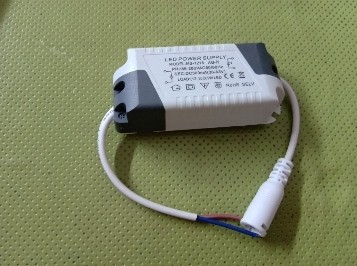 led恒流驱动电源driver3整流器筒灯射灯镇流器变压器8W12W18W24W