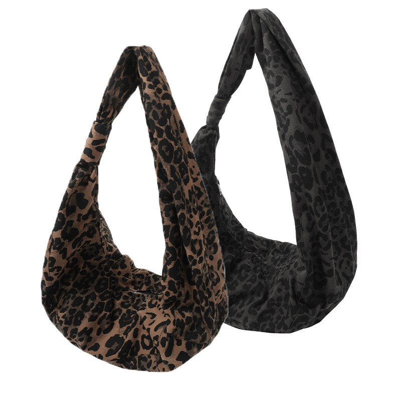 【TZ killer】25SS豹纹两色斜挎包 褶皱百搭通勤男女圆弧月牙包,箱包皮具/热销女包/男包,通用款女包,淘宝优惠券,粉丝福利购,淘宝优惠卷