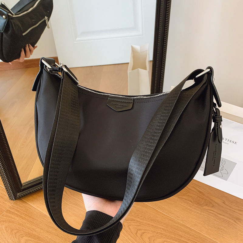 LAOYJA高级感小众牛津布饺子包