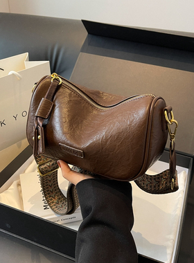 美拉德复古包包女2026新款春季高级感小众马鞍小包百搭单肩斜挎包