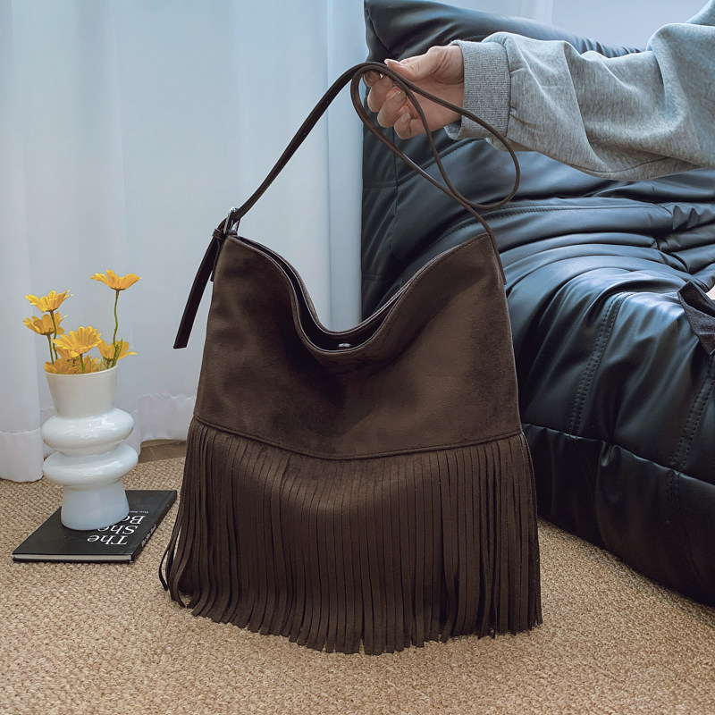 大容量包包女式2025新款超火气质通勤流苏托特包高级感单肩斜挎包,箱包皮具/热销女包/男包,通用款女包,淘宝优惠券,粉丝福利购,淘宝优惠卷