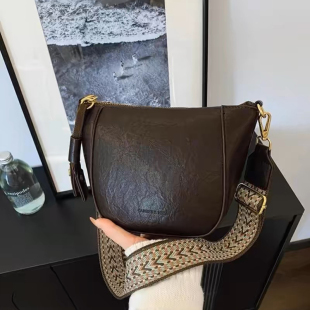 小众复古腋下包洋气百搭单肩斜挎包 超火爆款 贝壳包包女式 2025新款