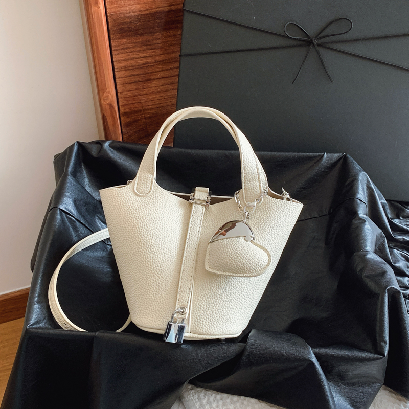 LAOYJA高级感小众链条菜篮子包