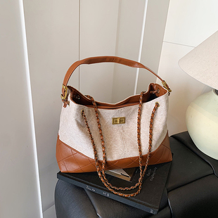 大容量包包女式2026新款超火小香风帆布菱格链条托特包单肩斜挎包