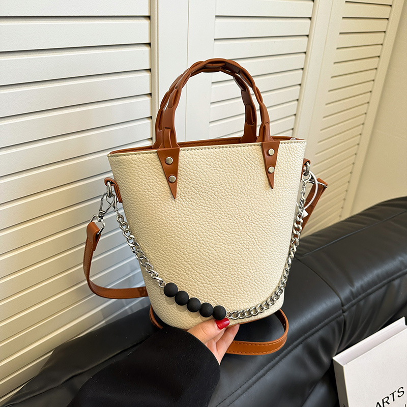 LAOYJA高级感小众时尚手提水桶包