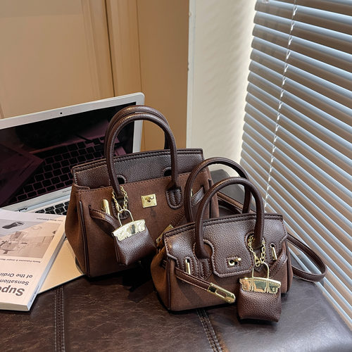 LAOYJA高级感百搭时尚斜挎手提包