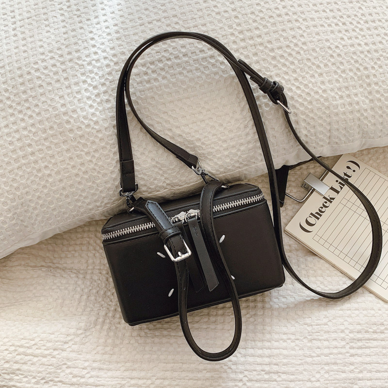 今年流行爆款包包女式2025新款超火小众腋下盒子包百搭单肩斜挎包,箱包皮具/热销女包/男包,通用款女包,淘宝优惠券,粉丝福利购,淘宝优惠卷