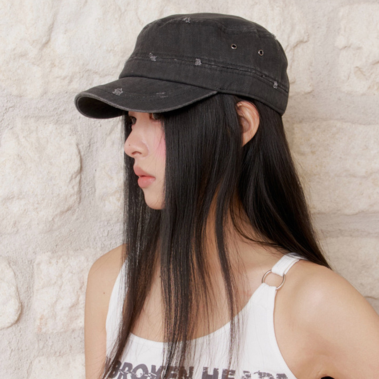 韩系复古破洞设计平顶帽女2026新款春夏季百搭高品质休闲鸭舌帽子