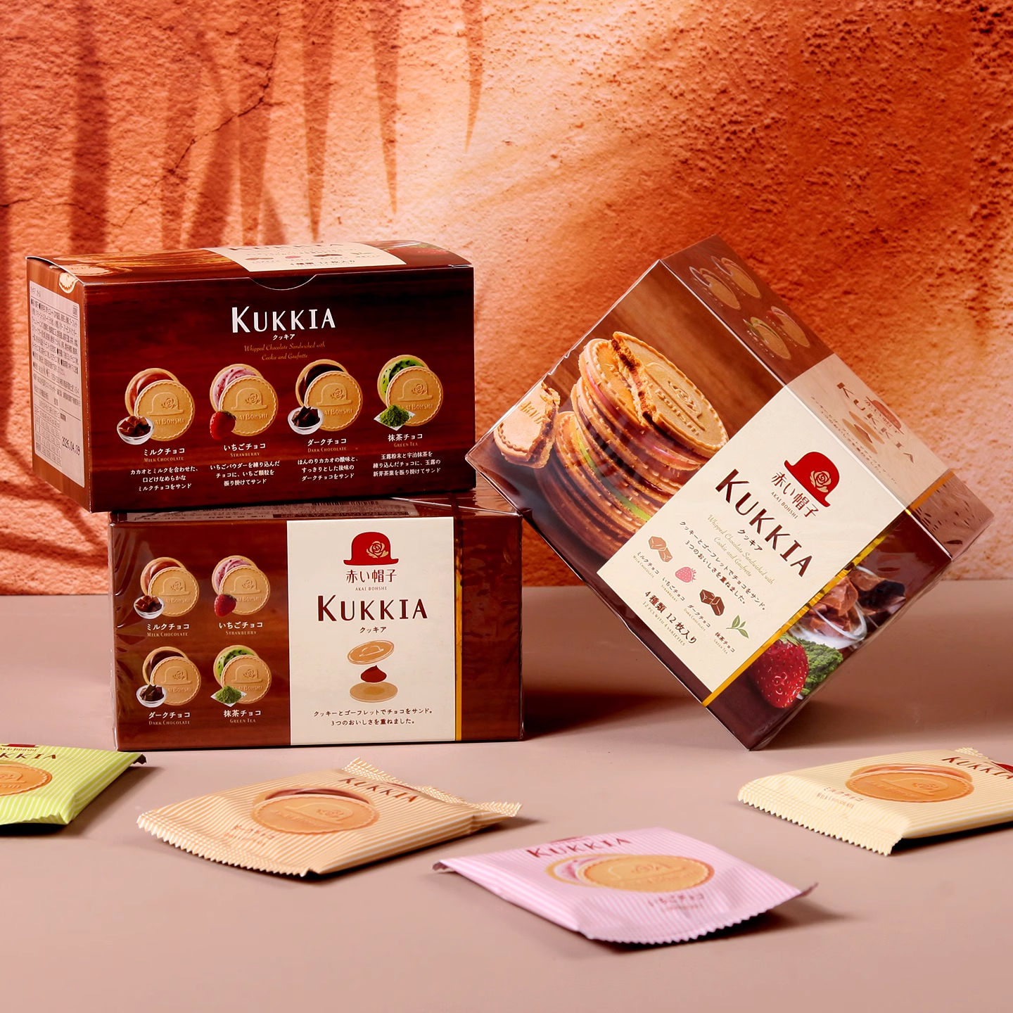 日本进口红帽子阡朋巧克力夹心饼干kukkia牛奶味法式薄脆曲奇零食