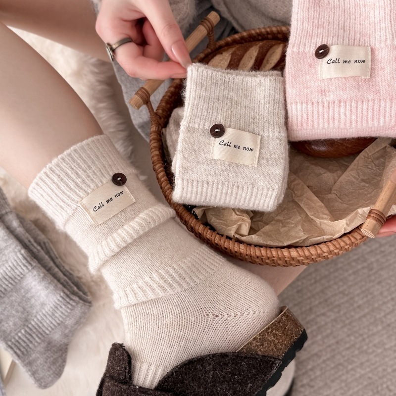 秋冬韩系布标纽扣羊毛袜子女jk长筒袜高级加厚保暖百搭分段堆堆袜
