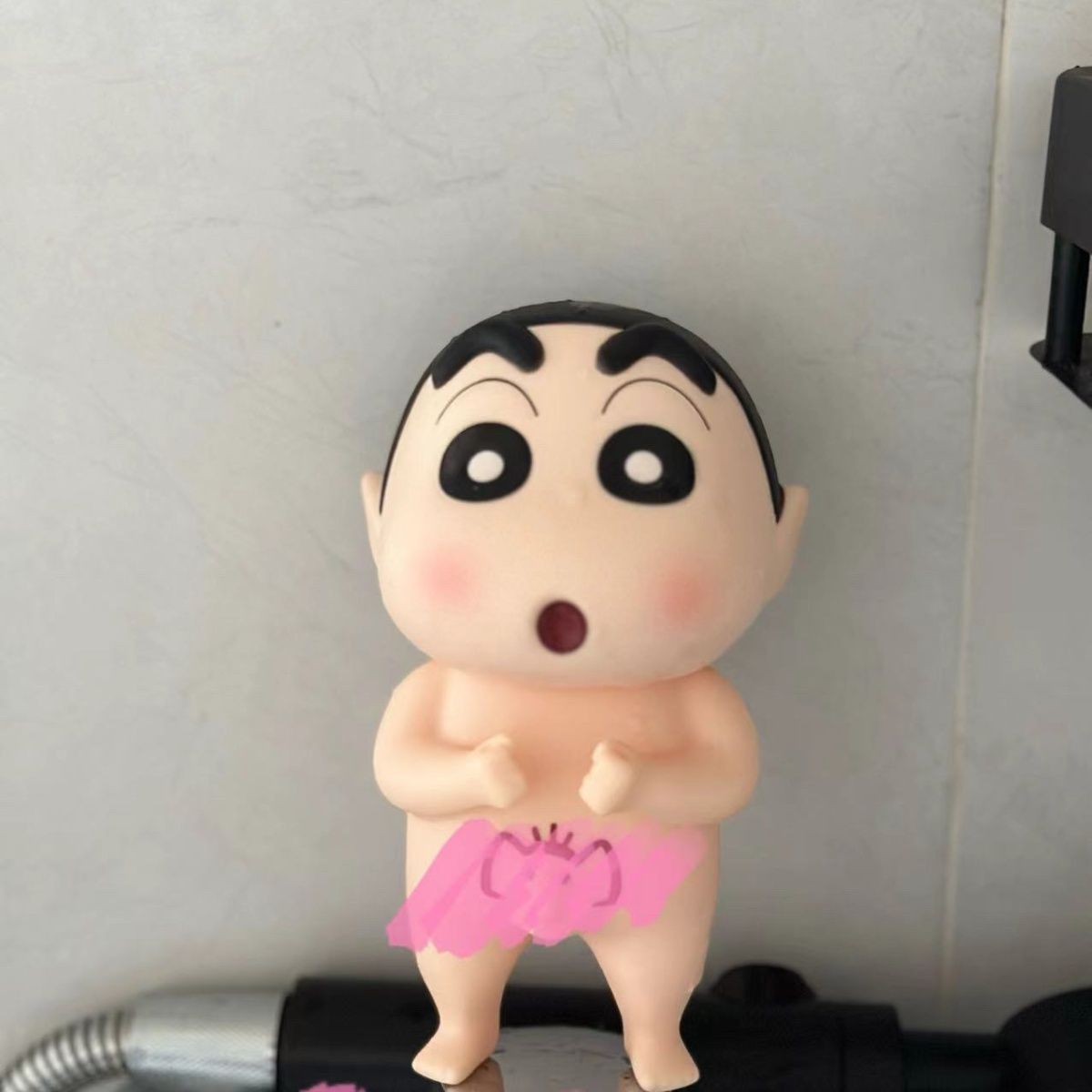 日漫蜡笔小新桌面摆件洗澡小新