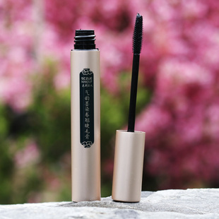 色彩主义睫毛膏气韵墨染防水纤长卷翘不晕染睫毛打底膏持久自然