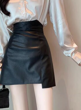 黑色pu皮裙女春季设计感不规则高腰a字包臀短裙遮肚子遮胯半身裙