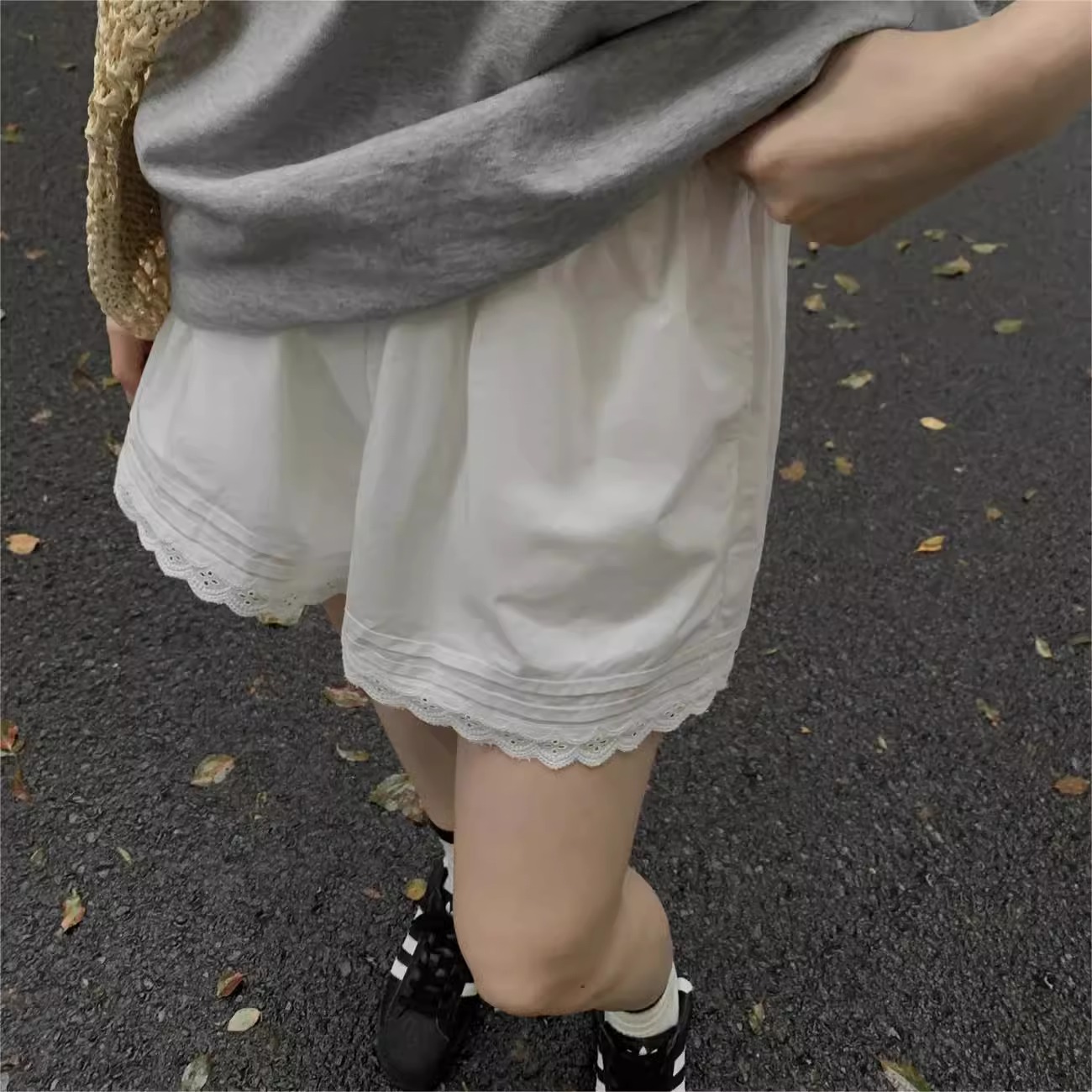 高腰蕾丝花边短裤女外穿夏季新款白色打底甜美居家ins睡裤a字热裤