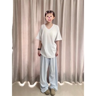 慵懒风白色V领短袖T恤女宽松显瘦中长款罩衫大码胖mm百搭休闲上衣