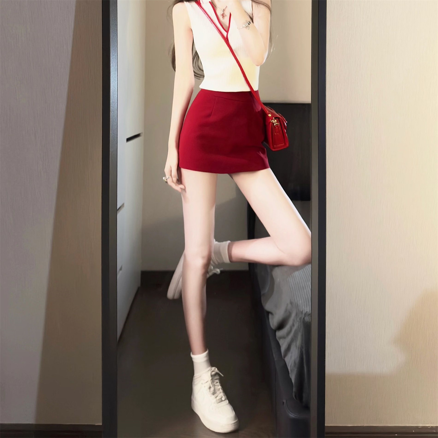 复古红色西装半身裙女微胖mm春季新款辣妹百搭显瘦A字防走光短裙