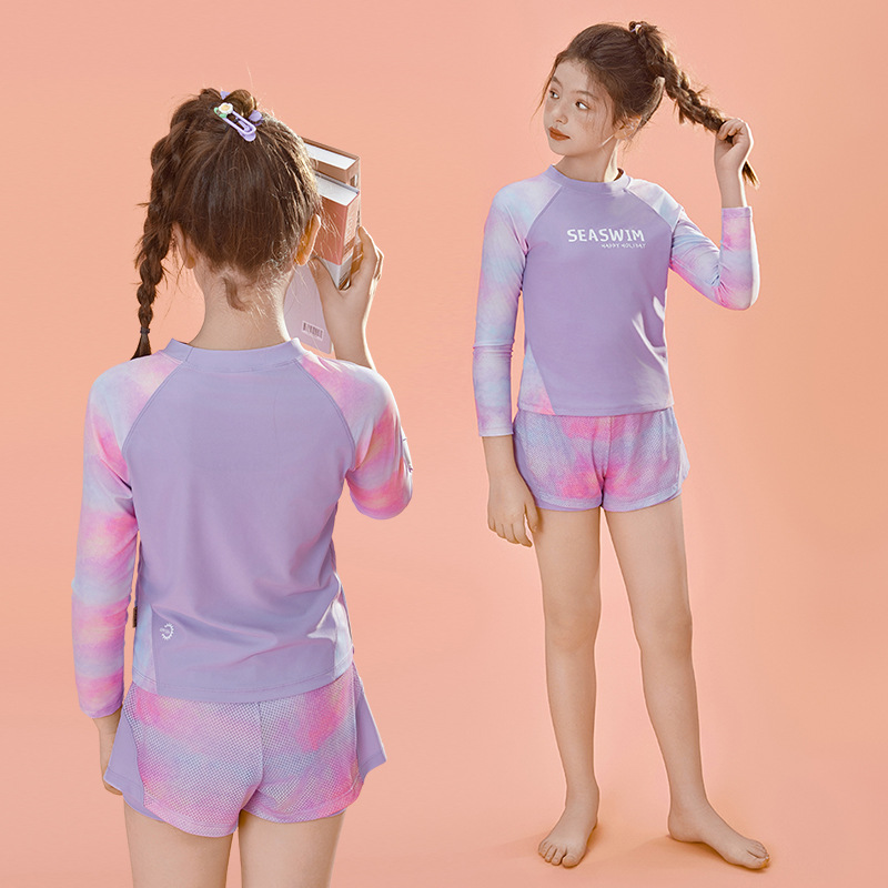 分体防晒泳装中大童女孩游泳衣