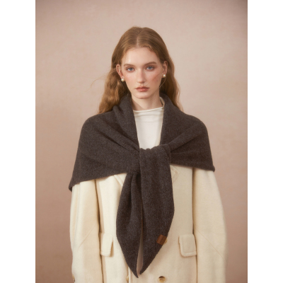咖啡色羊毛保暖三角披肩含亲肤