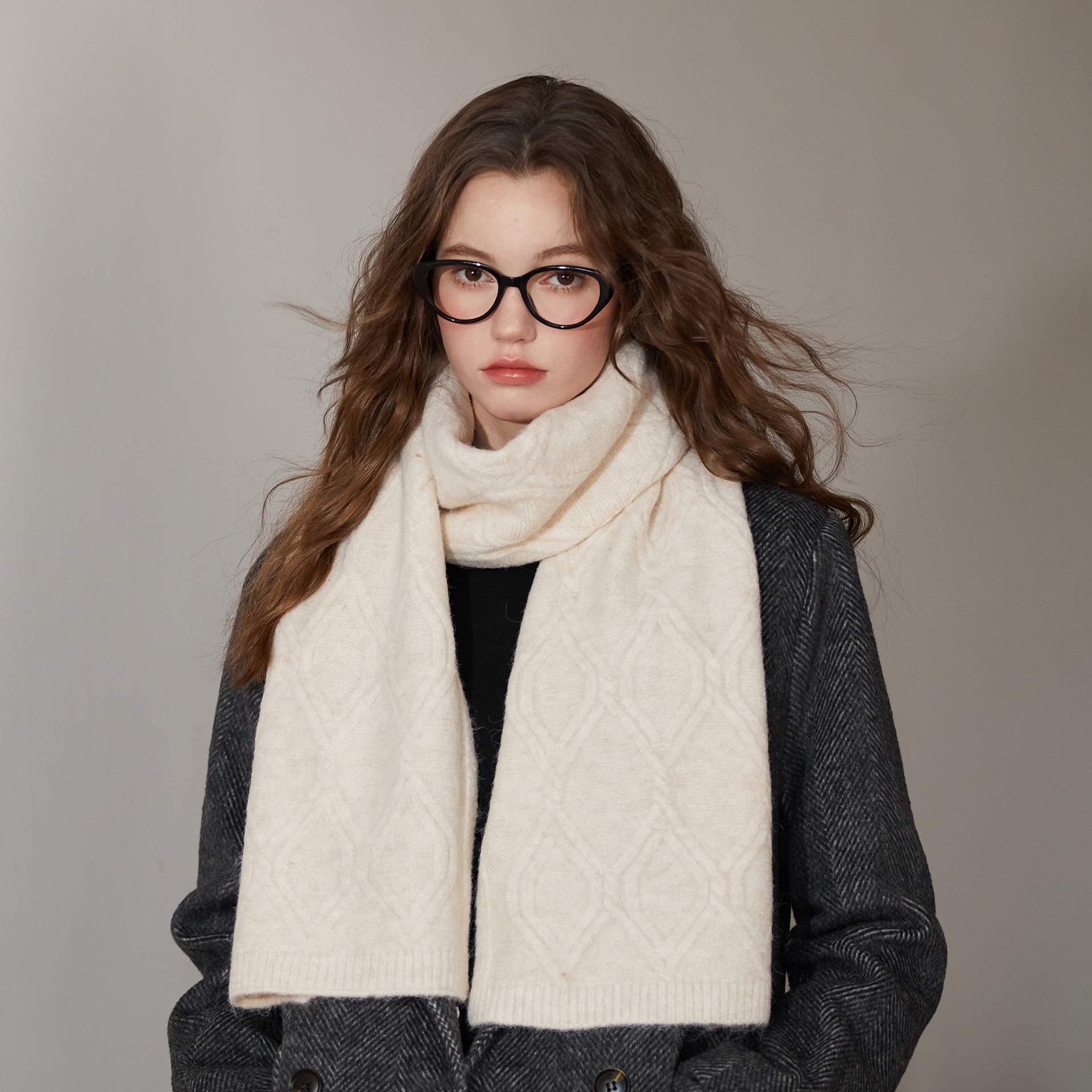 韩版乳白色保暖围巾加厚加宽