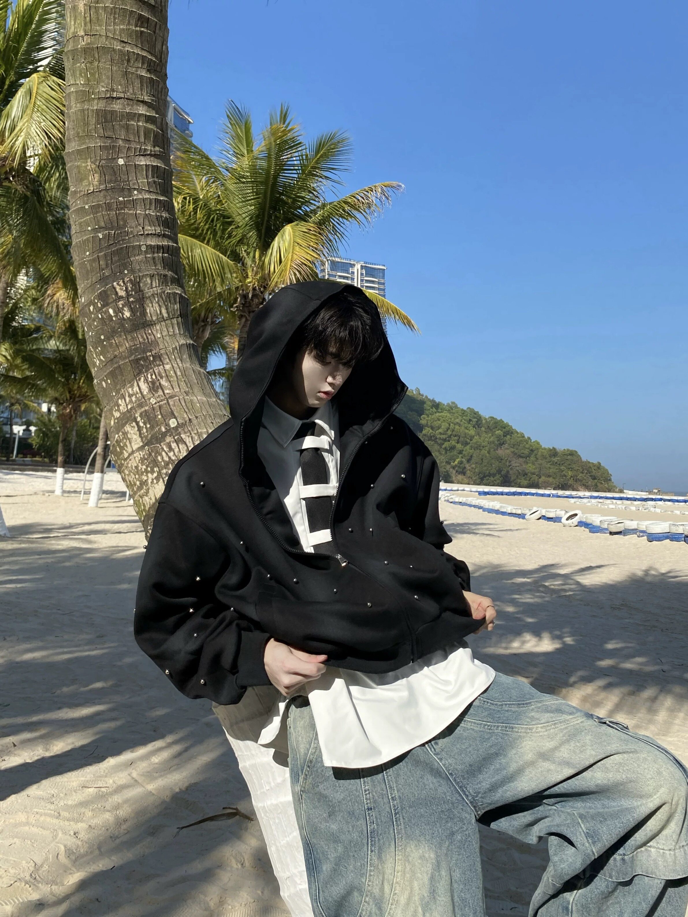 小众美式重工高级感铆钉拉链卫衣喷绘连帽垫肩开衫情侣上衣外套潮