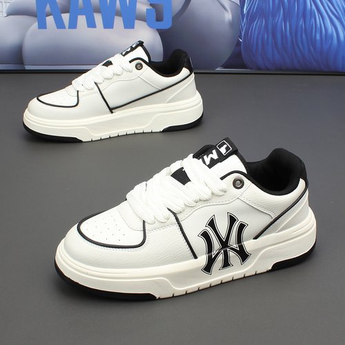 四季款板鞋时尚透气休闲运动鞋