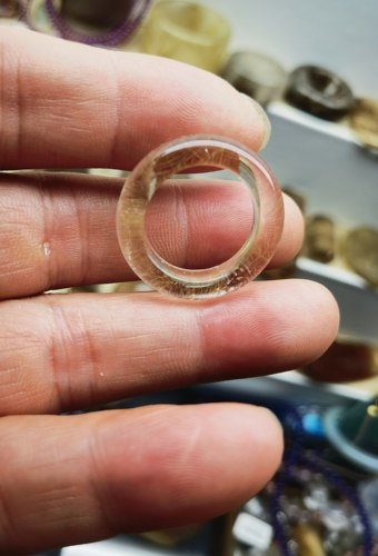 天然金发晶原石手工雕刻戒指戒圈指环圈口16.5条宽5.7重3.6克一物
