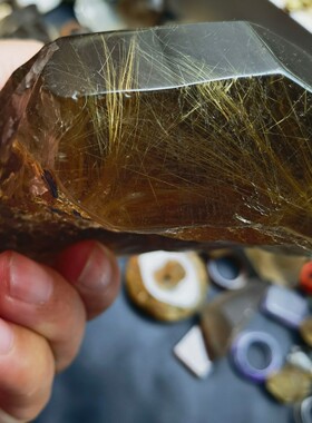 天然巴西茶钛晶原石雕刻料摆件尺寸123.7*106.7*51.9重685.9克