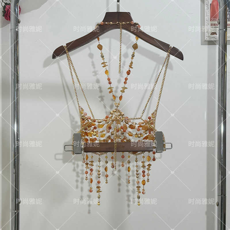 宝石百搭镂空雅妮文胸挂脖时尚