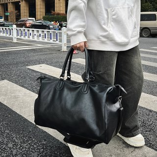 健身包男士PU皮斜挎包手提旅行包大容量短途出差旅游行李袋单肩包
