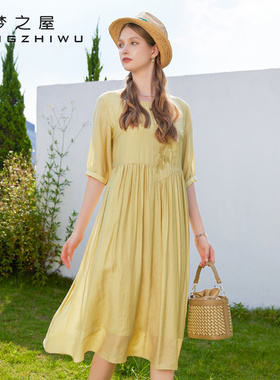 梦之屋短袖连衣裙女2026春夏新款中年妈妈复古刺绣宽松显瘦L28525