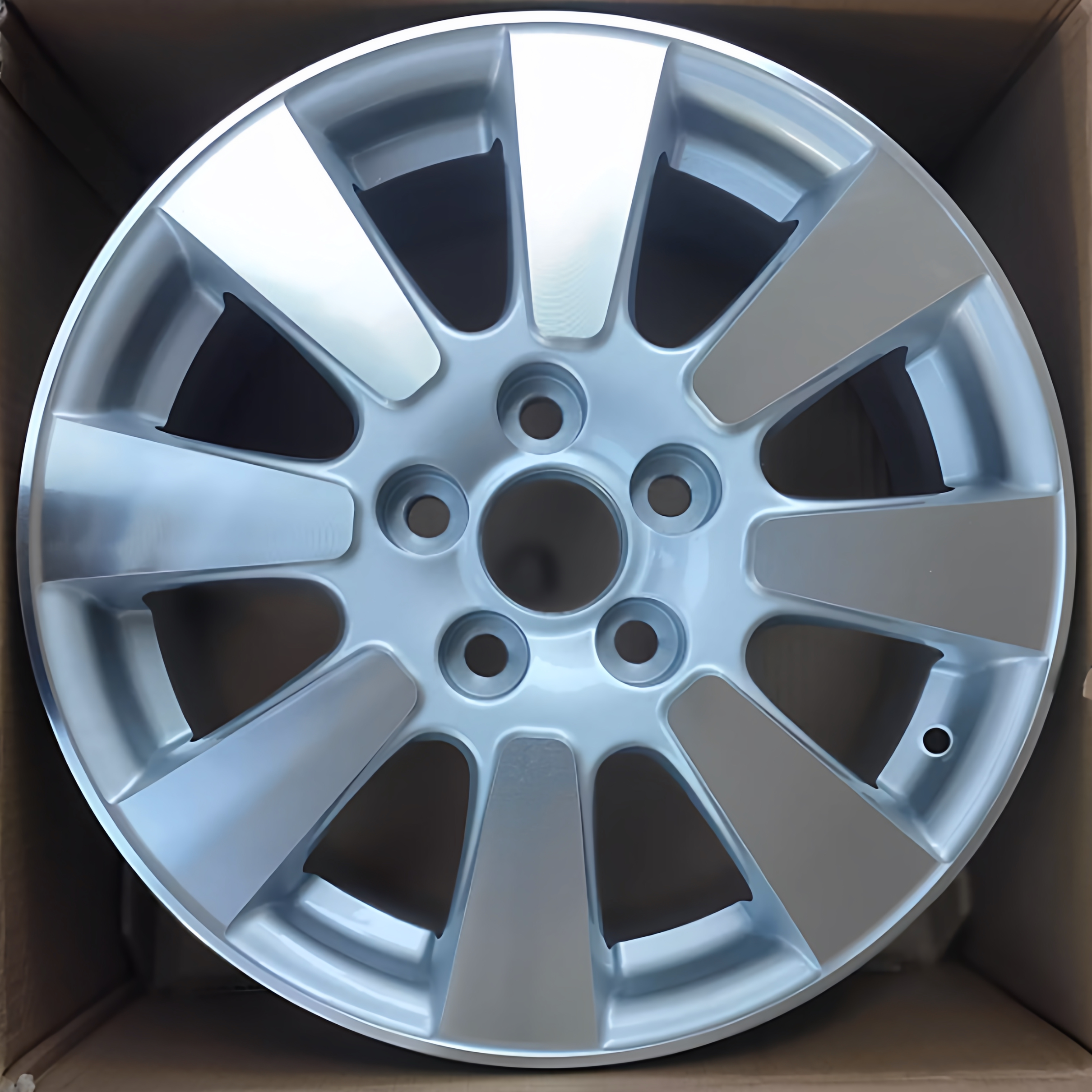 适用于丰田凯美瑞轮毂卡罗拉RAV4荣放雷凌锐志汉兰达皇冠汽车轮圈