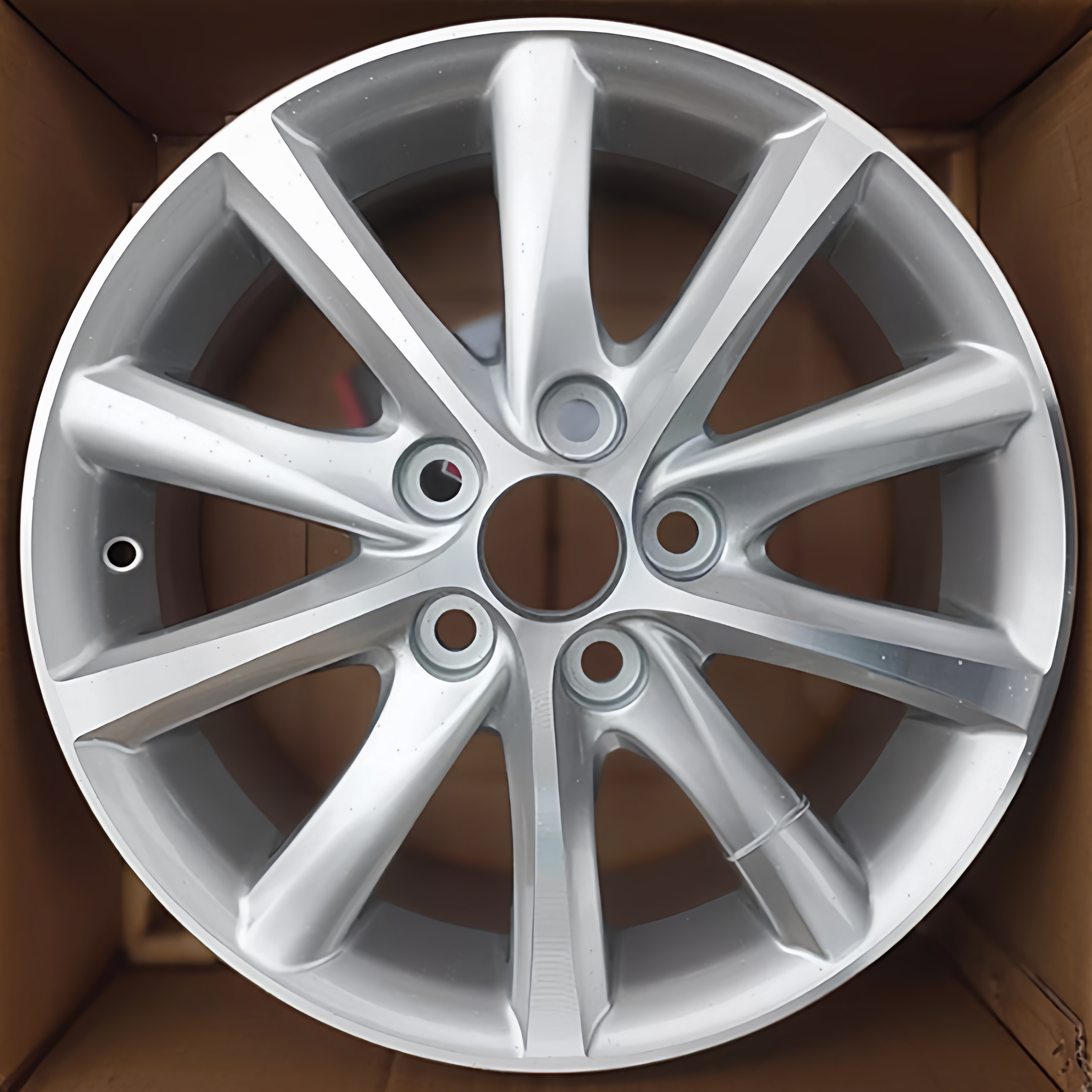 适用于16寸丰田凯美瑞轮毂卡罗拉锐志皇冠雷凌改装轮毂铝合金车圈