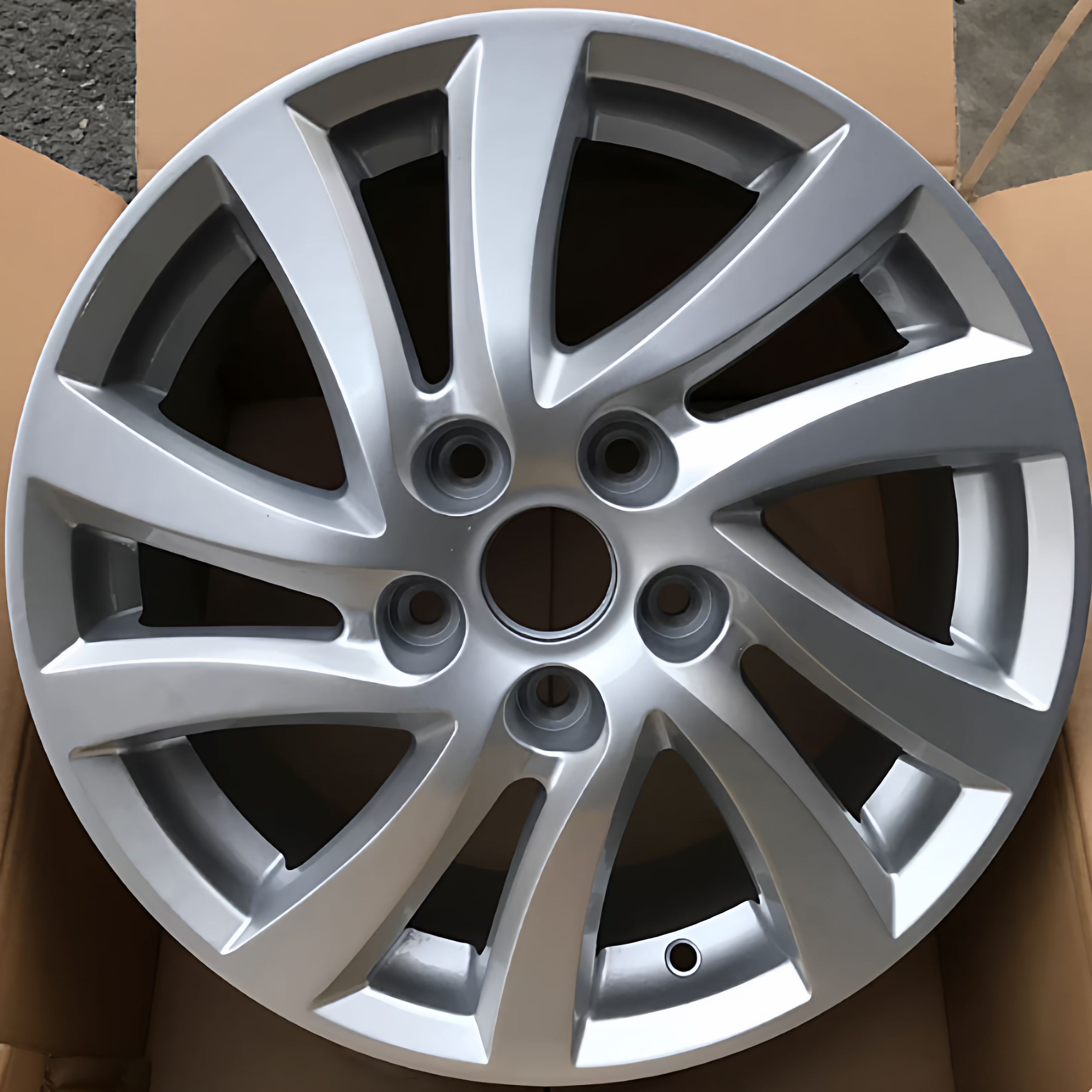 适用于16寸马自达5轮毂新款M5原装替换款全新铝合金汽车轮圈铝圈