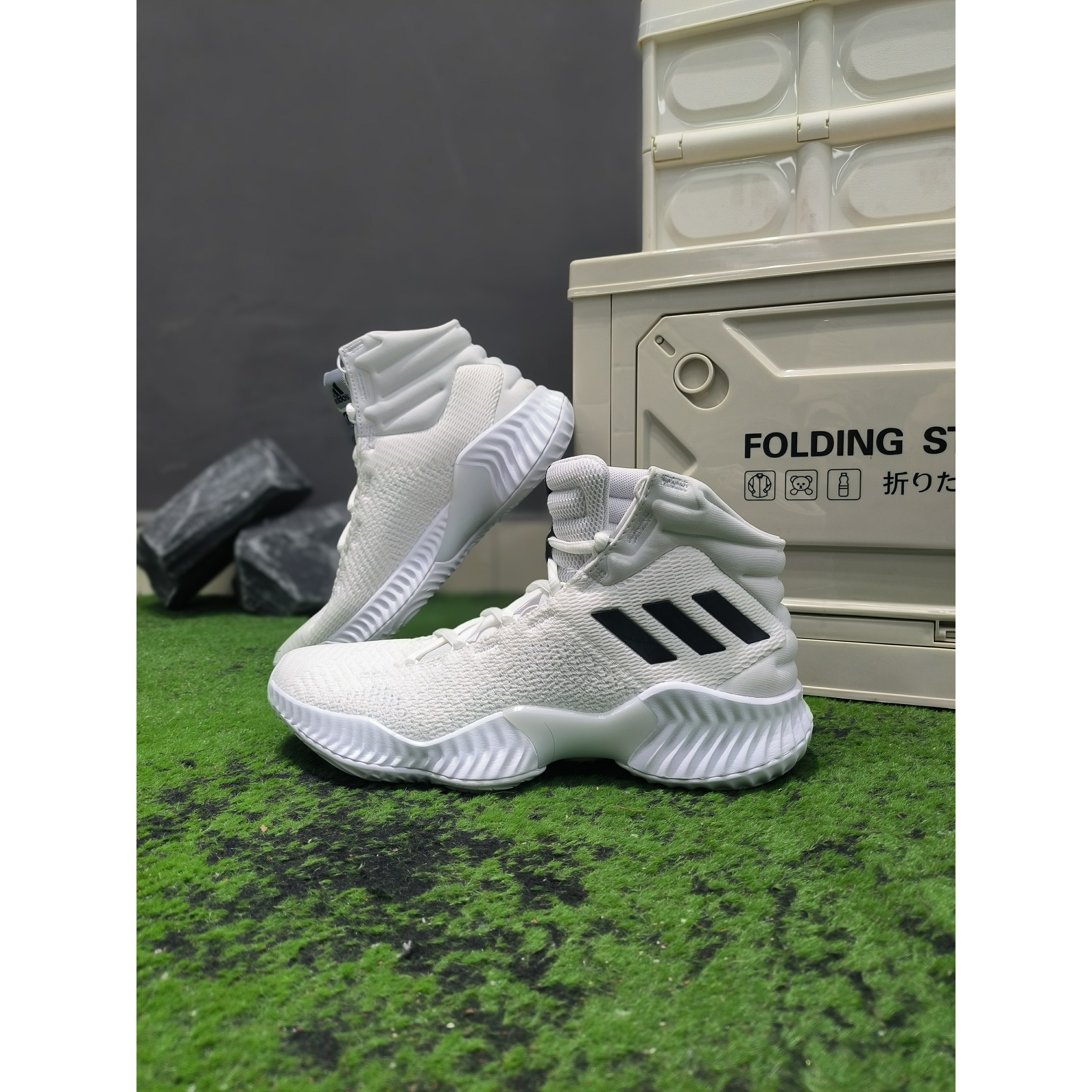 ADIDAS 阿迪达斯 Pro Bounce 2018 场上男子篮球鞋 FW5745