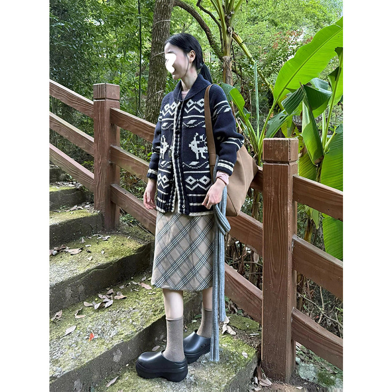 Drawdream 费尔岛撞色小鹿提花毛衣女装复古宽松加厚粗棒针织开衫