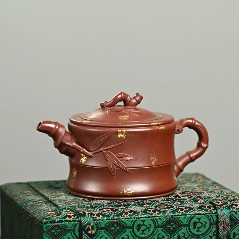 宜兴原矿底槽清竹段手工紫砂壶