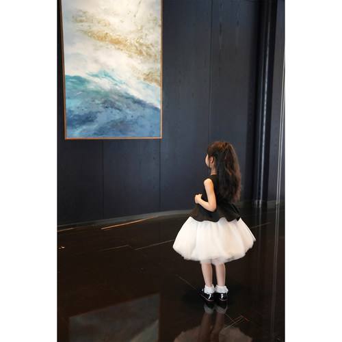 AnyinGirl【天鹅】女童赫本风黑白撞色连衣裙生日气质礼服公主裙