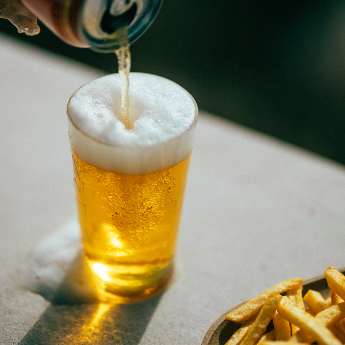 老香港的烟火气港岛啤酒KONGTAO BEER微醺330ml罐装