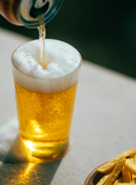 老香港的烟火气港岛啤酒KONGTAO BEER微醺330ml罐装