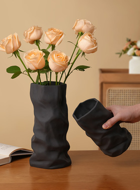 景德镇简约感黑白褶皱花瓶家居客厅桌面装饰新居乔迁礼物摆件酒店