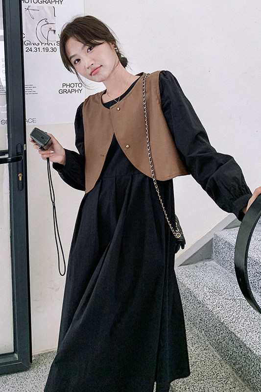 【现货春款】宽松圆领衬衫裙pu皮马甲套装2件套207-012P145控238,女装套装/套裙,卡莱
